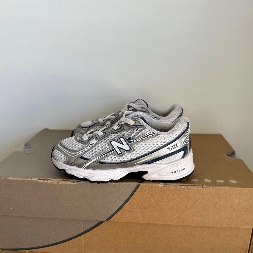 New Balance 740 Bungee Navy/Silver/White Toddler Sneakers- SZ 9 C - Picture 4 of 13